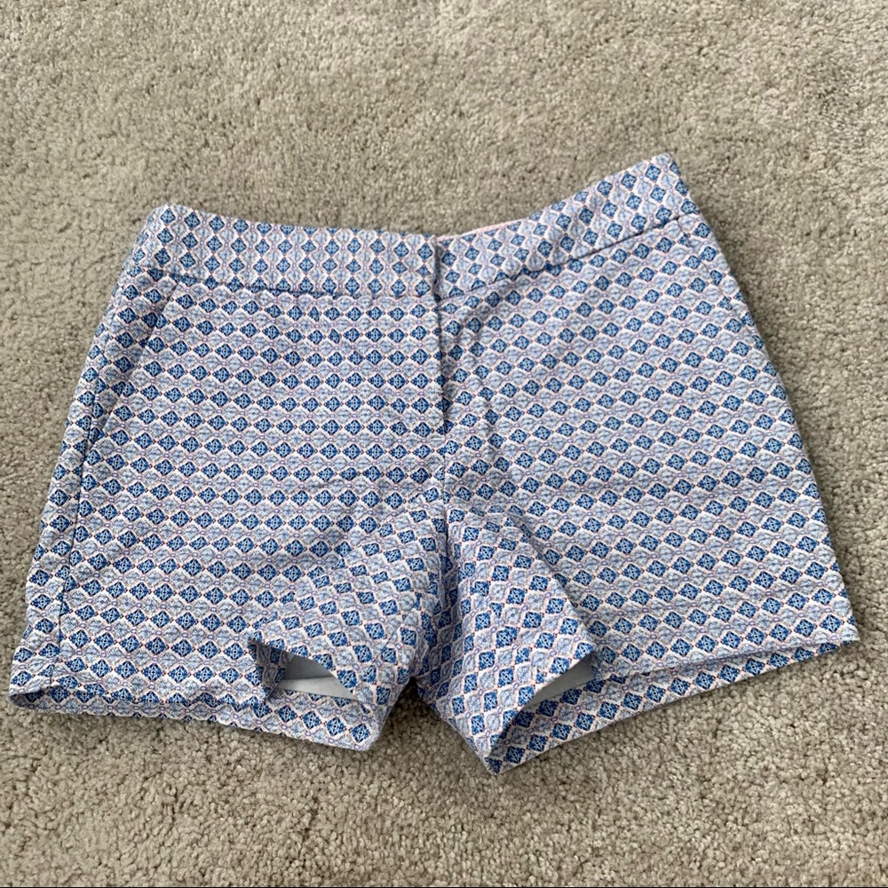 Blue and white pattern nice shorts